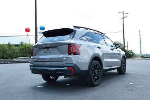 Brown 2024 Kia Sorento SX