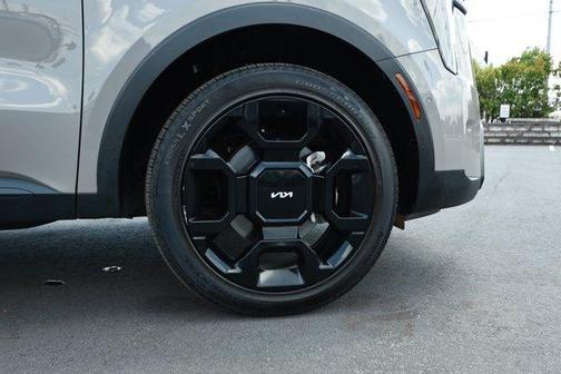 Brown 2024 Kia Sorento SX