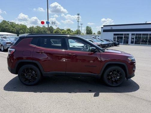 2022 Jeep Compass Altitude