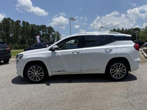 2022 GMC Terrain Denali