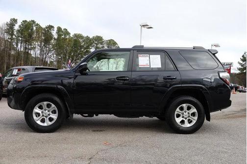 2023 Toyota 4Runner SR5