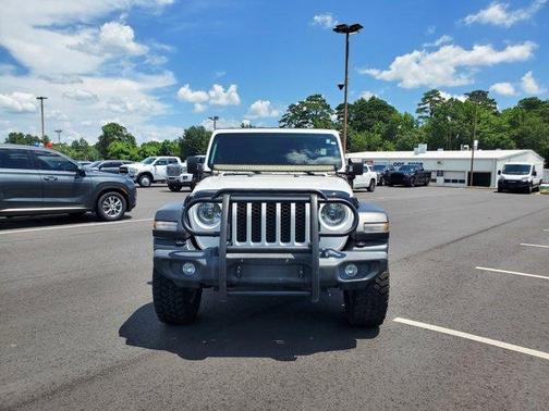 2020 Jeep Gladiator Sport