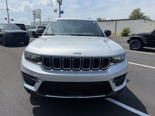 2025 Jeep Grand Cherokee Laredo X