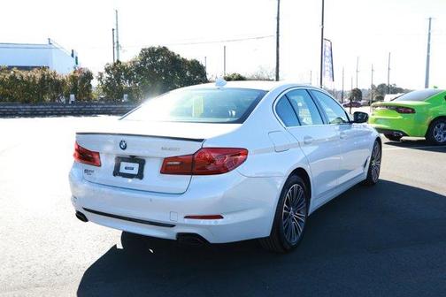 2019 BMW 540 i