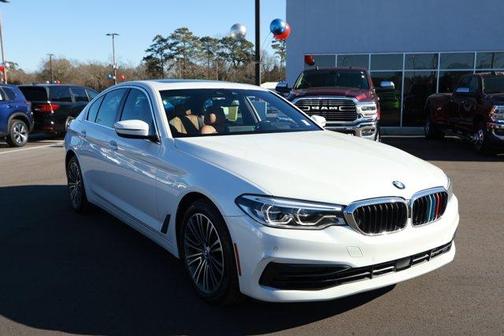 2019 BMW 540 i