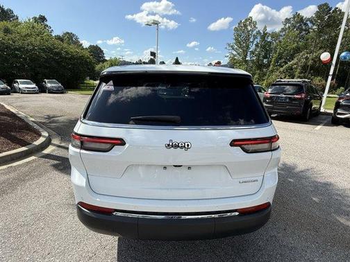 2023 Jeep Grand Cherokee L Laredo
