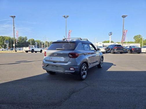 2023 Hyundai VENUE Limited