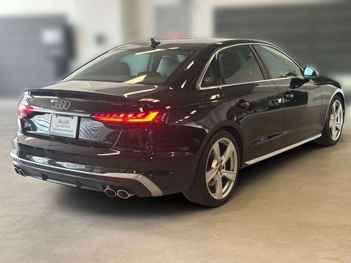 Mythos Black Metallic 2023 Audi S4 3.0T Premium Plus