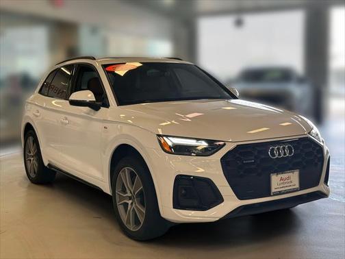 2025 Audi Q5 Premium 45 TFSI S line quattro