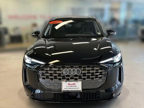 2025 Audi Q5 Premium Plus