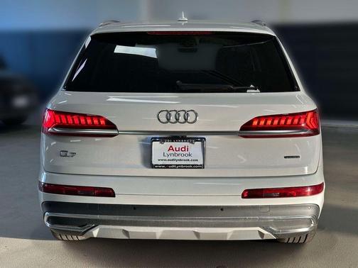 Carrara White 2023 Audi Q7 55 Premium Plus