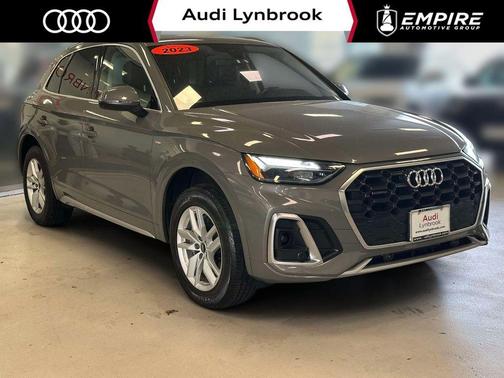 Chronos Gray Metallic 2023 Audi Q5 45 S line quattro Premium