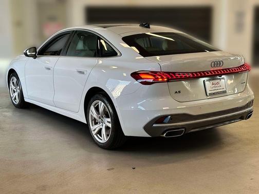 Glacier White Metallic 2025 Audi A5 2.0T quattro Premium