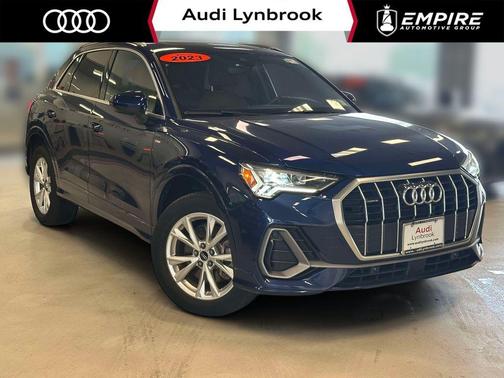 Navarra Blue Metallic 2023 Audi Q3 45 S line Premium