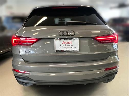 2025 Audi Q3 Premium 45 TFSI S line quattro Tiptronic