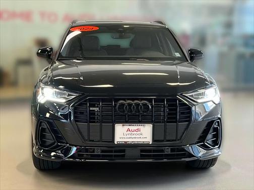 2024 Audi Q3 Premium 45 TFSI S line quattro Tiptronic