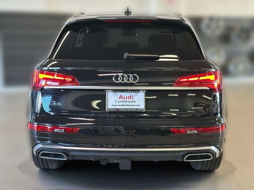 Mythos Black Metallic 2023 Audi Q5 45 S line Premium Plus