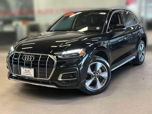 Brilliant Black 2023 Audi Q5 40 Premium Plus
