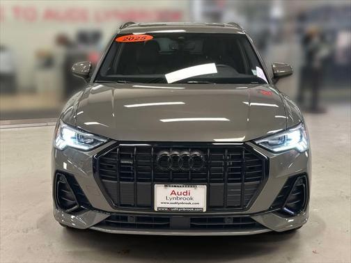 2025 Audi Q3 Premium 45 TFSI S line quattro Tiptronic