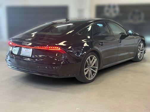 Mythos Black Metallic 2020 Audi A7 55 Premium