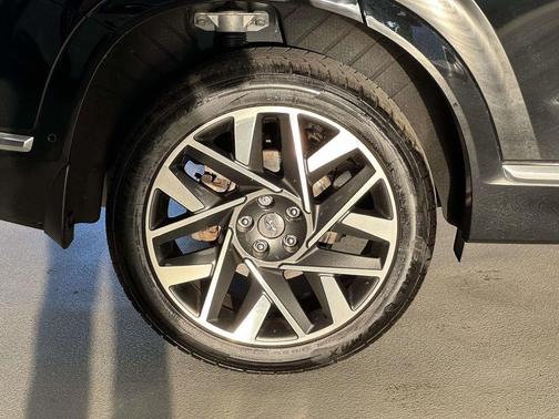 Twilight Black 2023 Hyundai SANTA FE Calligraphy