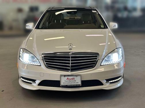 Diamond White Metallic 2013 Mercedes-Benz S-Class S 550 4MATIC