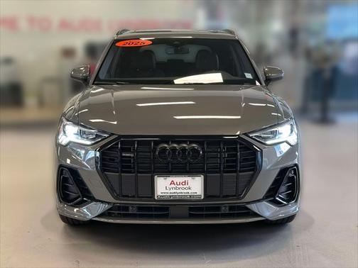 2025 Audi Q3 Premium 45 TFSI S line quattro Tiptronic