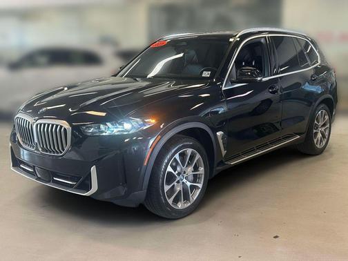 Black Sapphire Metallic 2024 BMW X5 PHEV xDrive50e