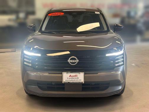 Canyon Bronze M 2025 Nissan Kicks S