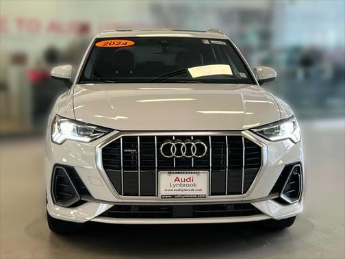 2024 Audi Q3 Premium Plus 45 TFSI S line quattro Tiptronic