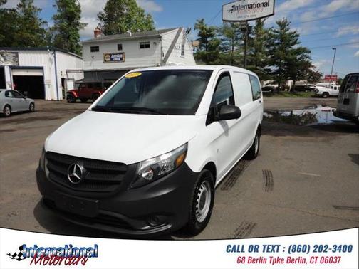 2021 Mercedes-Benz Metris Base