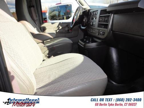 2017 Chevrolet Express 3500 LT