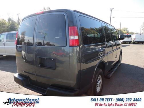 2017 GMC Savana 2500 LS