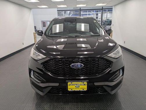 2022 Ford Edge ST Line
