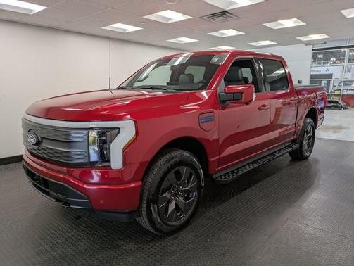 2024 Ford F-150 Lightning LARIAT