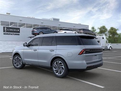 2025 Lincoln Navigator Reserve