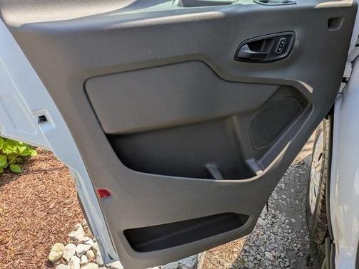 2022 Ford Transit-250 Base