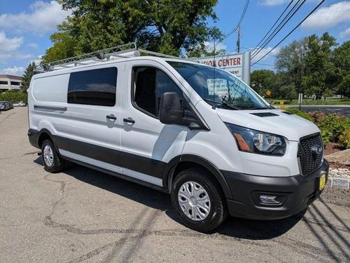 2022 Ford Transit-250 Base