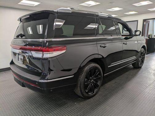 2022 Lincoln Navigator Reserve