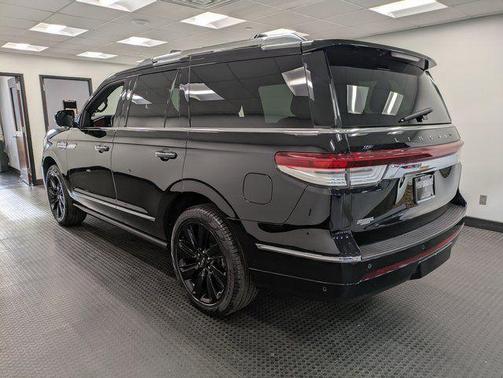 2022 Lincoln Navigator Reserve