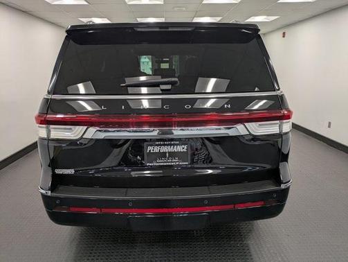 2023 Lincoln Navigator Reserve