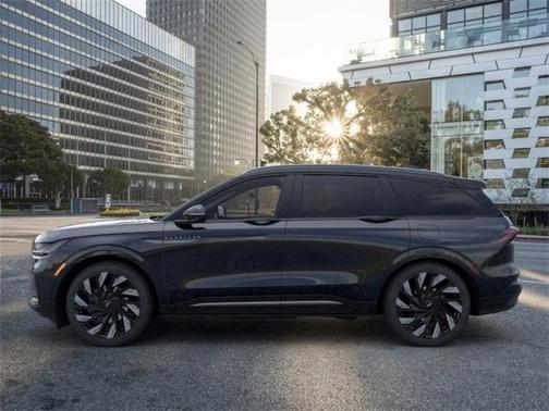 2025 Lincoln Nautilus Reserve