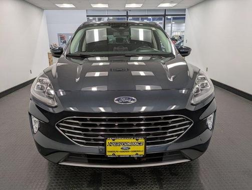2022 Ford Escape Titanium