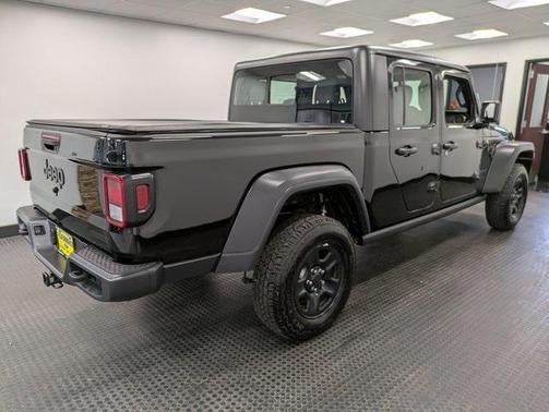 2020 Jeep Gladiator Sport