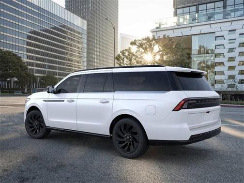 2025 Lincoln Navigator L Reserve