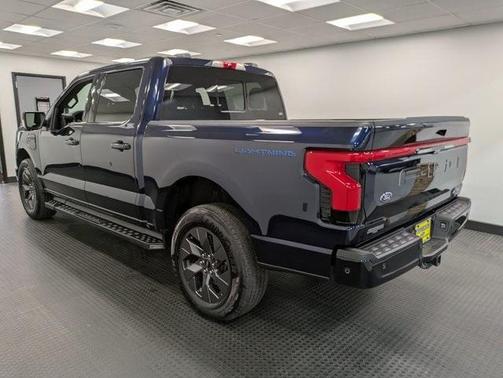 2023 Ford F-150 Lightning LARIAT