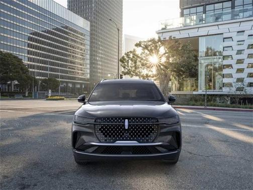 2025 Lincoln Nautilus Reserve