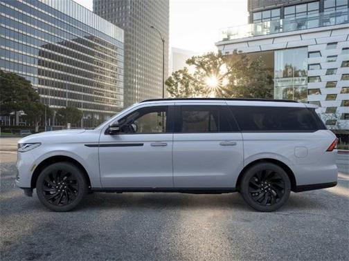 2025 Lincoln Navigator L Reserve