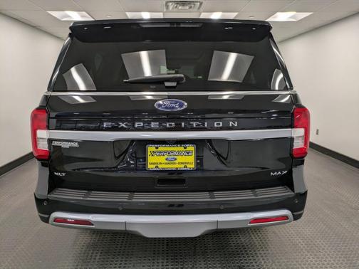 2022 Ford Expedition Max XLT