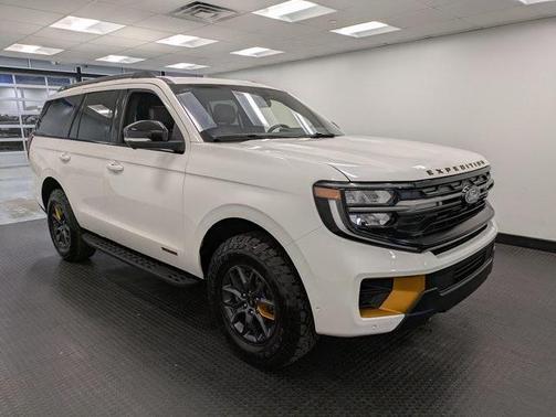 2025 Ford Expedition Tremor
